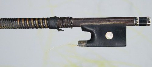 Silbermontierter geigenbogen - silbermontierter,
