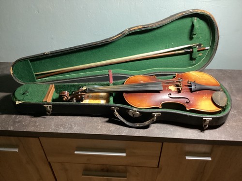 Antike violineim - antike, violine(geige)im
